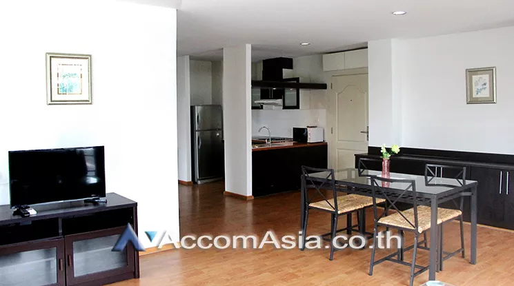  2 Bedrooms  Apartment For Rent in Sukhumvit, Bangkok  near BTS Phrom Phong (AA21475)