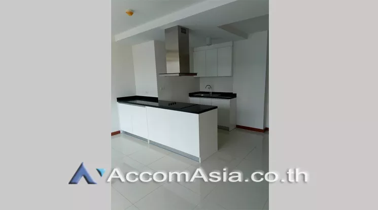  2 Bedrooms  Condominium For Sale in Sukhumvit, Bangkok  near BTS Thong Lo (AA21494)