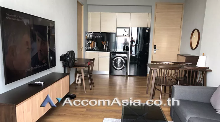  2 Bedrooms  Condominium For Rent in Sukhumvit, Bangkok  near BTS Phrom Phong (AA21499)