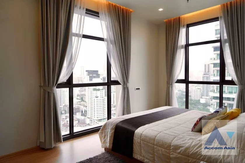 Corner Unit |  1 Bedroom  Condominium For Rent in Sukhumvit, Bangkok  near BTS Phrom Phong (AA21527)