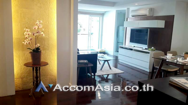  2 Bedrooms  Condominium For Rent in Sukhumvit, Bangkok  near BTS Ekkamai (AA21554)