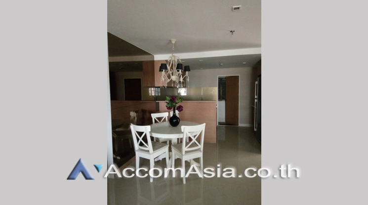  2 Bedrooms  Condominium For Rent in Sukhumvit, Bangkok  near BTS Phrom Phong (AA21570)