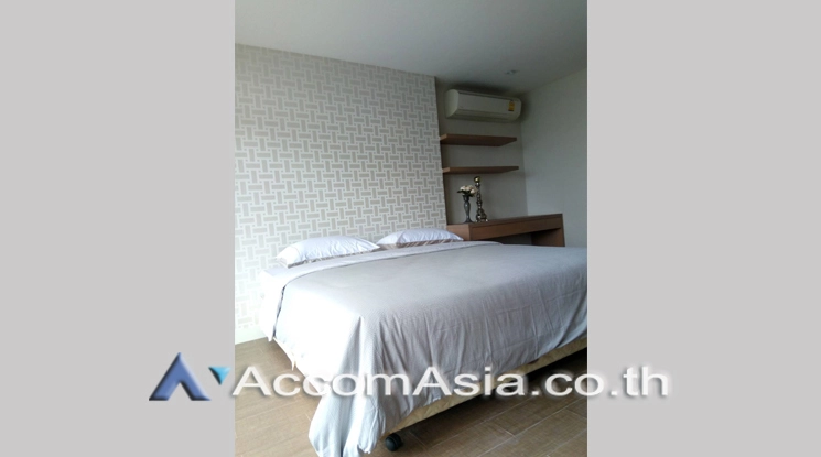  2 Bedrooms  Condominium For Rent in Sukhumvit, Bangkok  near BTS Phrom Phong (AA21570)