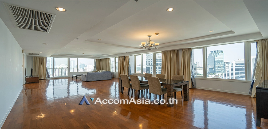 Huge Terrace |  3 Bedrooms  Condominium For Rent in Sukhumvit, Bangkok  near BTS Phrom Phong (AA21606)