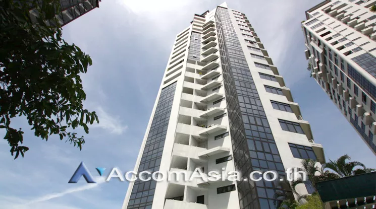  2 Bedrooms  Condominium For Rent in Sukhumvit, Bangkok  near BTS Thong Lo (AA21610)