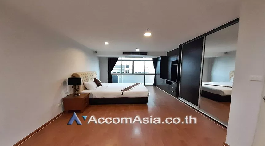 Pet friendly |  2 Bedrooms  Apartment For Rent in Sukhumvit, Bangkok  near BTS Phrom Phong - BTS Thong Lo (AA21636)
