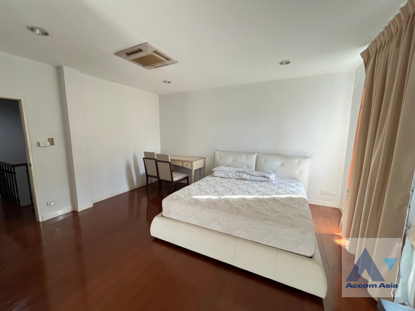 9  4 br House For Rent in Sukhumvit ,Bangkok BTS Thong Lo at Baan Klang Krung Thonglor AA21668