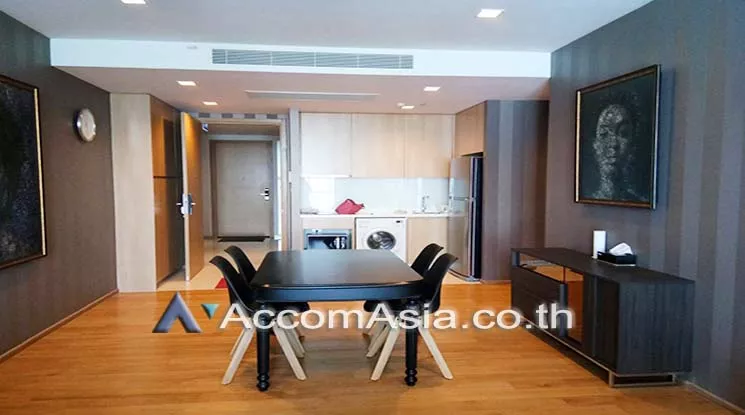  2 Bedrooms  Condominium For Rent in Sukhumvit, Bangkok  near BTS Nana (AA21707)