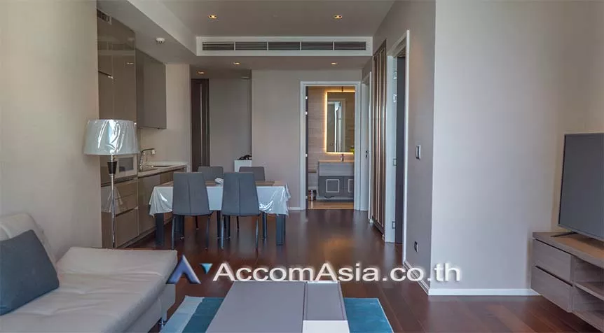  2 Bedrooms  Condominium For Rent in Sukhumvit, Bangkok  near BTS Phrom Phong (AA21716)