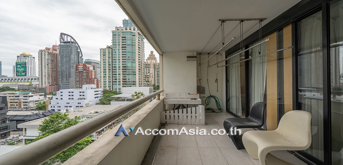  2 Bedrooms  Condominium For Rent in Ploenchit, Bangkok  near BTS Chitlom (AA21726)