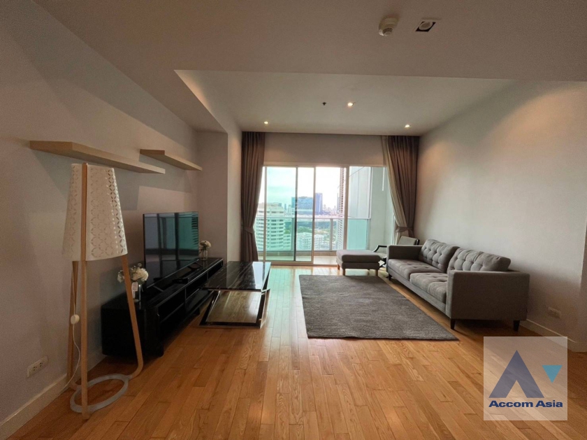  3 Bedrooms  Condominium For Rent in Sukhumvit, Bangkok  near BTS Asok - MRT Sukhumvit (AA21763)