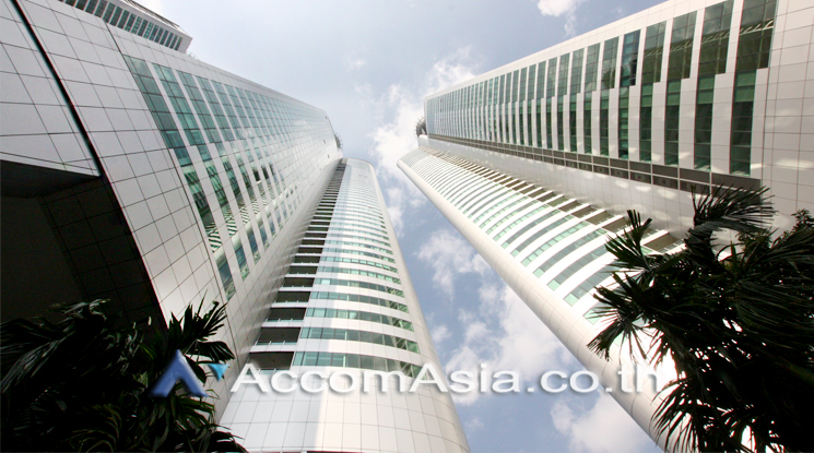  2 Bedrooms  Condominium For Sale in Sukhumvit, Bangkok  near BTS Asok - MRT Sukhumvit (AA21791)