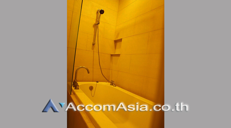  1 Bedroom  Condominium For Rent in Phaholyothin, Bangkok  near BTS Ratchathewi (AA21816)