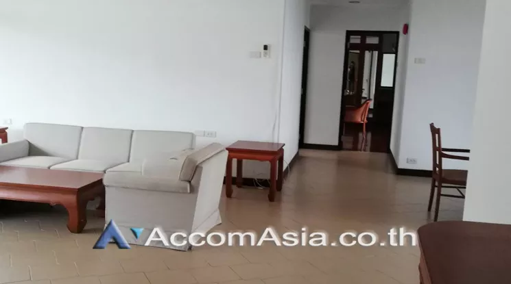  2 Bedrooms  Apartment For Rent in Sukhumvit, Bangkok  near BTS Phrom Phong (AA21932)