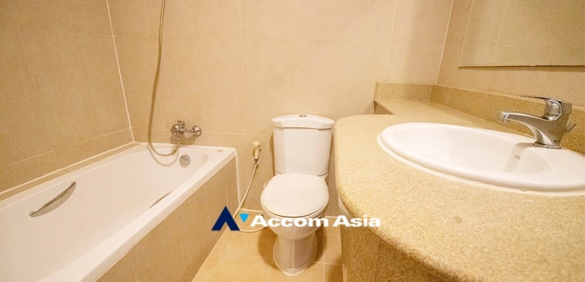 12  3 br Apartment For Rent in Ploenchit ,Bangkok BTS Ploenchit at Classic Elegance Residence AA21938