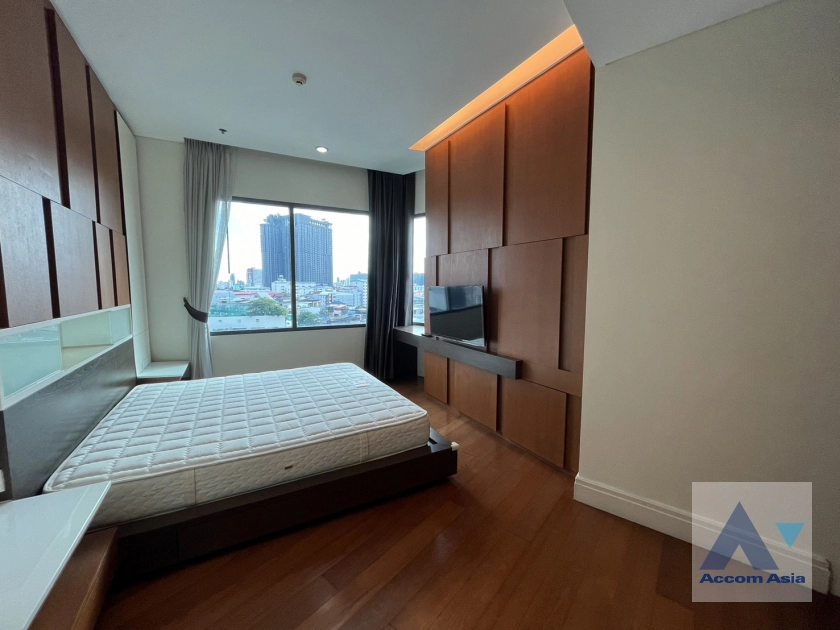  2 Bedrooms  Condominium For Rent & Sale in Sukhumvit, Bangkok  near BTS Phrom Phong (AA21945)