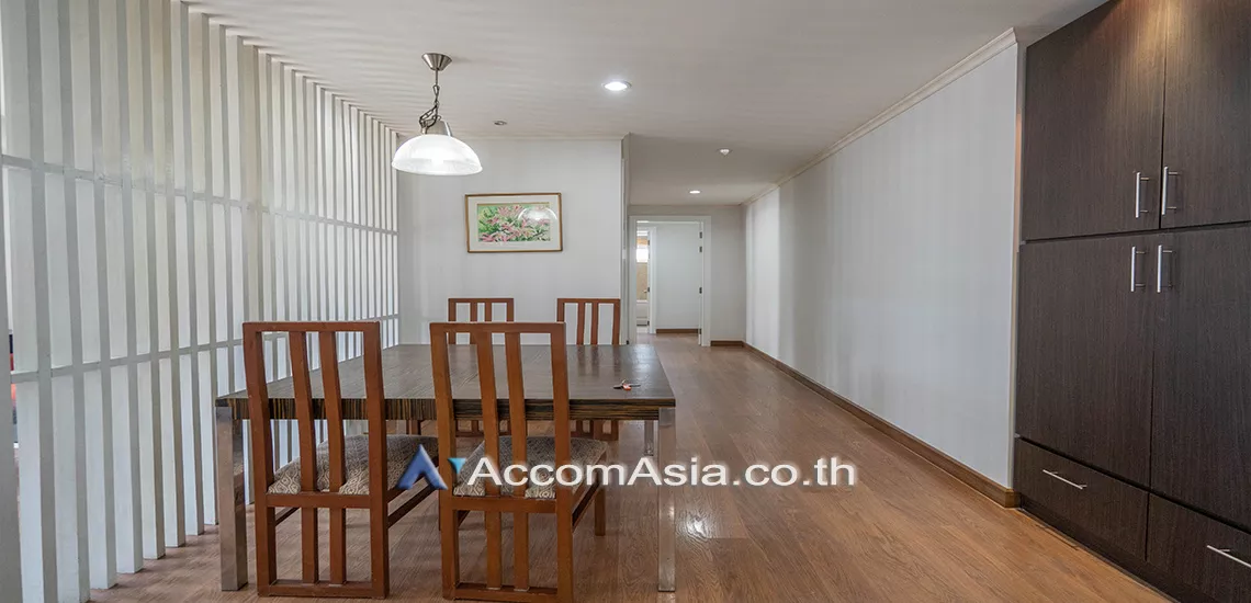  3 Bedrooms  Condominium For Rent in Sukhumvit, Bangkok  near BTS Asok - MRT Sukhumvit (21366)