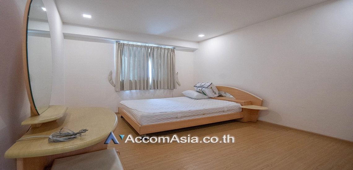 5  3 br Condominium For Rent in Sukhumvit ,Bangkok BTS Phrom Phong at Royal Castle AA21967