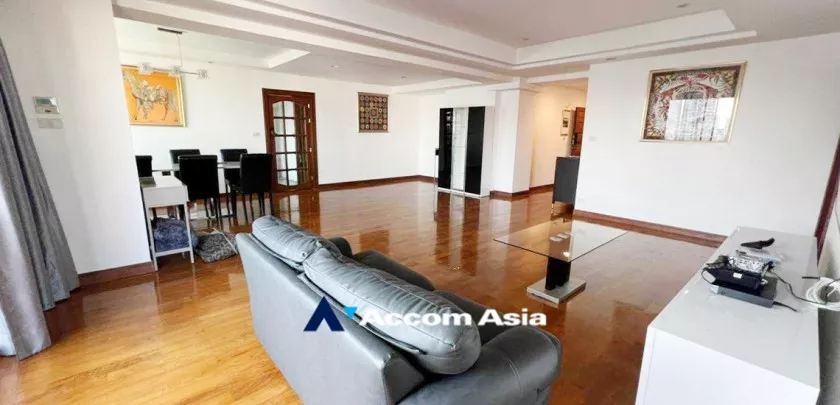  3 Bedrooms  Condominium For Rent in Sukhumvit, Bangkok  near BTS Phrom Phong (AA22011)