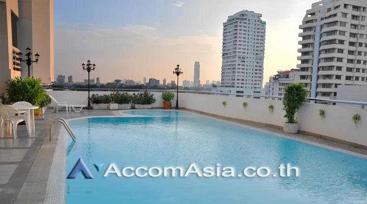  2 Bedrooms  Condominium For Rent in Sukhumvit, Bangkok  near BTS Asok (AA22044)