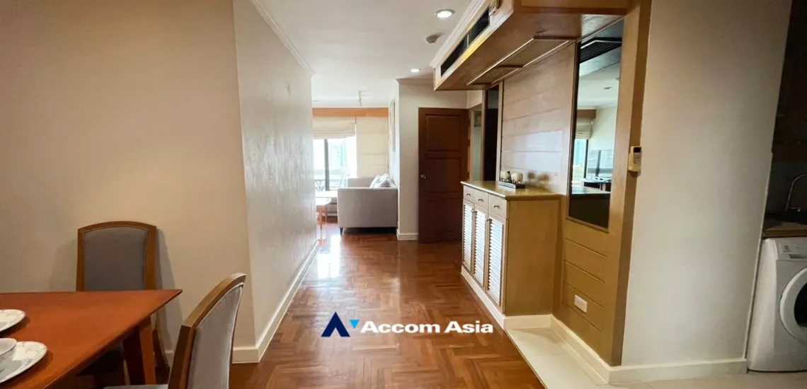  2 Bedrooms  Condominium For Rent in Sukhumvit, Bangkok  near BTS Asok (AA22045)