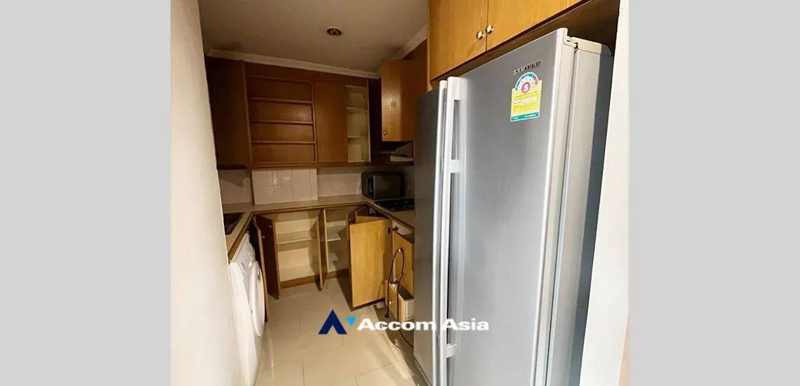  2 Bedrooms  Condominium For Rent in Sukhumvit, Bangkok  near BTS Asok (AA22045)