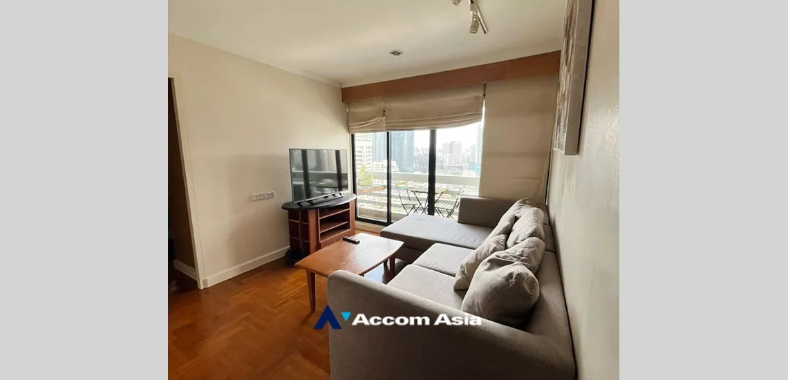  2 Bedrooms  Condominium For Rent in Sukhumvit, Bangkok  near BTS Asok (AA22045)