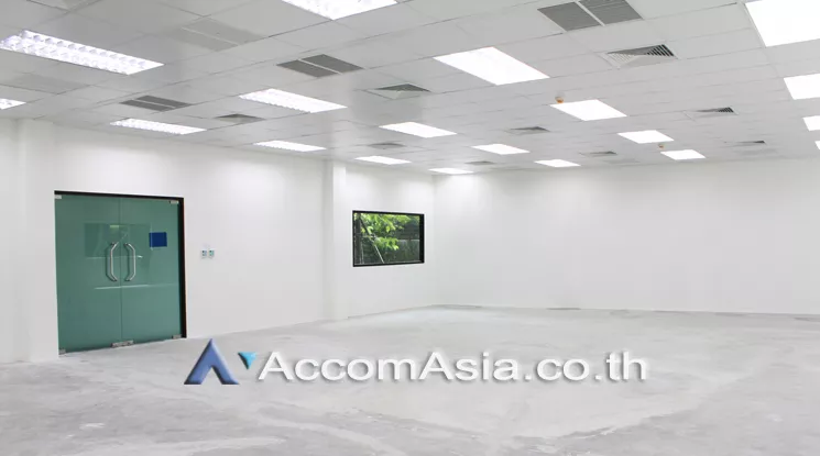  2  Office Space For Rent in Sathorn ,Bangkok BTS Surasak at Bhiraj Tower At Sathorn AA22071