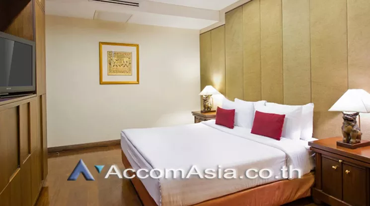  2 Bedrooms  Condominium For Rent in Sukhumvit, Bangkok  near BTS Phrom Phong (AA22106)