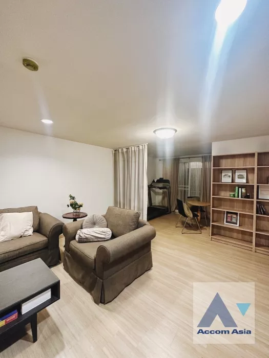  2 Bedrooms  Condominium For Rent in Sukhumvit, Bangkok  near BTS Phrom Phong (AA22129)