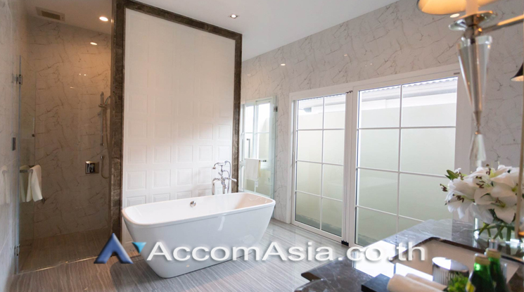 6  4 br House For Rent in Bang Na ,Bangkok  at Nantawan Bangna AA22141