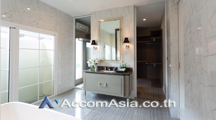 7  4 br House For Rent in Bang Na ,Bangkok  at Nantawan Bangna AA22141