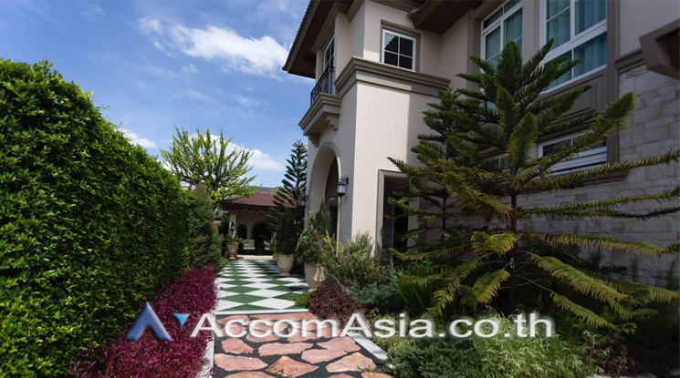 11  4 br House For Rent in Bang Na ,Bangkok  at Nantawan Bangna AA22141