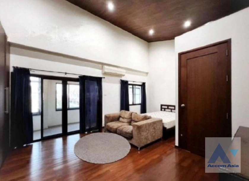 7  4 br Townhouse For Rent in Sukhumvit ,Bangkok BTS Ekkamai at Lotus Point Ekkamai AA22196