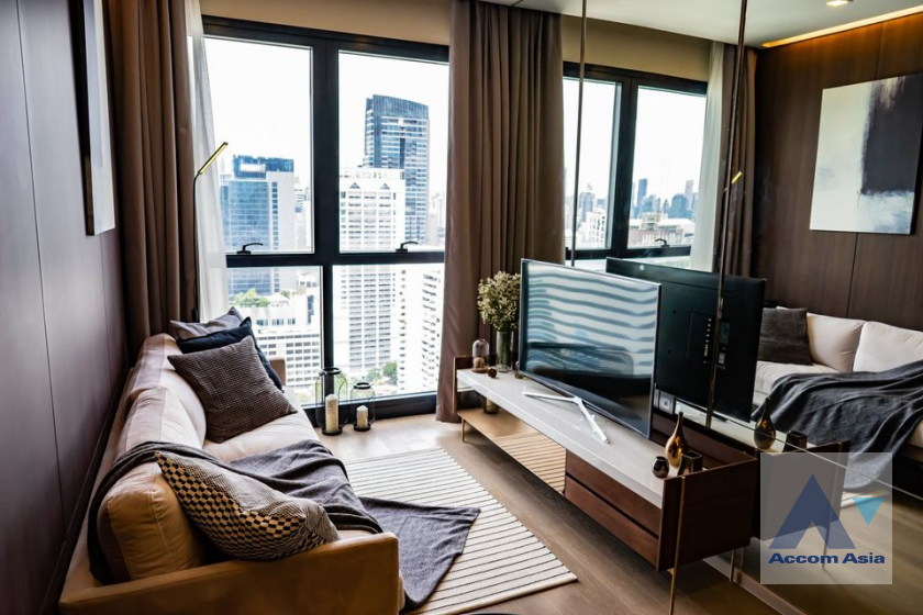  1 Bedroom  Condominium For Rent in Sukhumvit, Bangkok  near BTS Asok - MRT Sukhumvit (AA22276)