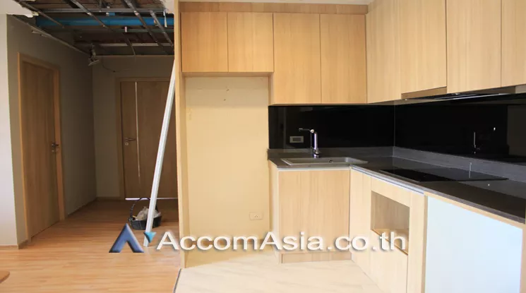  2 Bedrooms  Apartment For Rent in Sukhumvit, Bangkok  near BTS Thong Lo (AA22342)