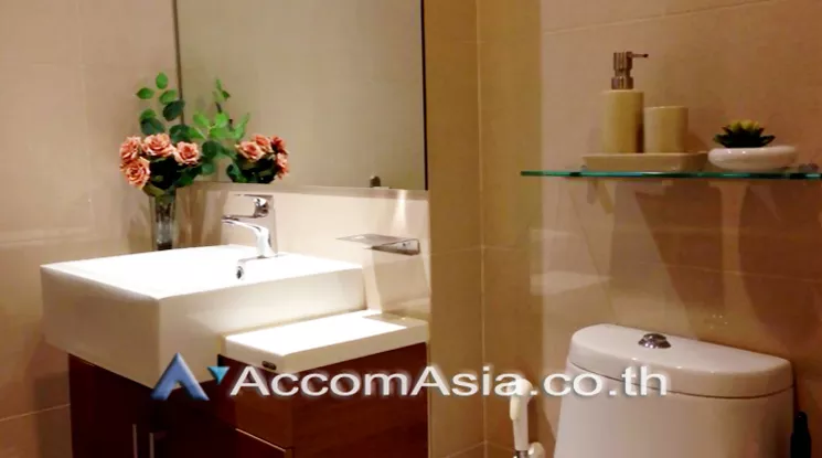  1 Bedroom  Condominium For Rent & Sale in Sukhumvit, Bangkok  near BTS Phrom Phong (AA22517)