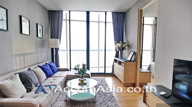  2 Bedrooms  Condominium For Rent in Sukhumvit, Bangkok  near BTS Phrom Phong (AA22533)