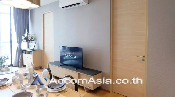  2 Bedrooms  Condominium For Rent in Sukhumvit, Bangkok  near BTS Phrom Phong (AA22533)