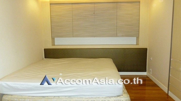 11  3 br Condominium For Rent in Charoen Nakhon ,Bangkok BTS Krung Thon Buri at Saichol Mansion AA22535