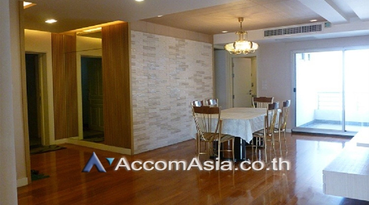 9  3 br Condominium For Rent in Charoen Nakhon ,Bangkok BTS Krung Thon Buri at Saichol Mansion AA22535