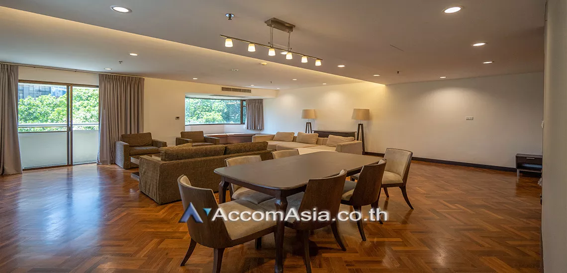  3 Bedrooms  Condominium For Rent in Sukhumvit, Bangkok  near BTS Phrom Phong (AA22551)