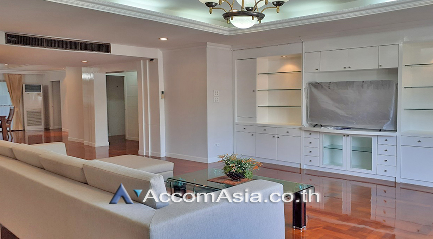 Big Balcony, Pet friendly |  3 Bedrooms  Apartment For Rent in Sukhumvit, Bangkok  near BTS Phrom Phong (AA22567)