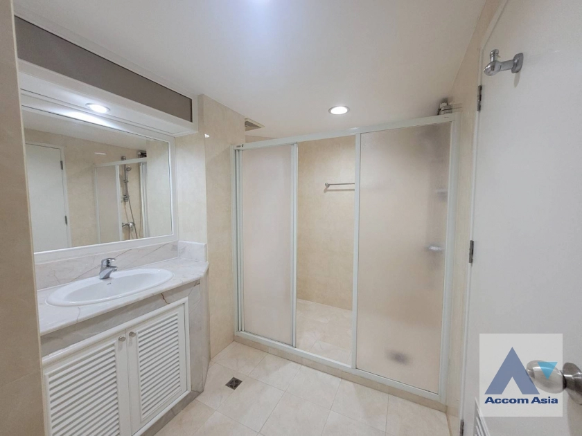 8  2 br Condominium For Rent in Silom ,Bangkok BTS Sala Daeng - MRT Silom at Silom Grand Terrace AA22589