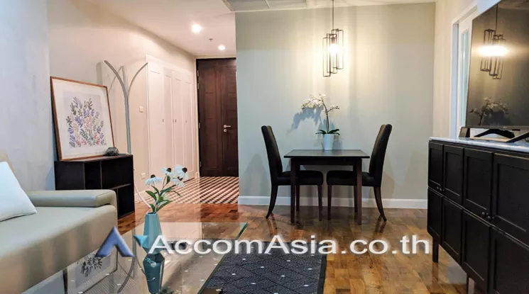  1 Bedroom  Condominium For Rent in Sukhumvit, Bangkok  near BTS Phrom Phong (AA22725)