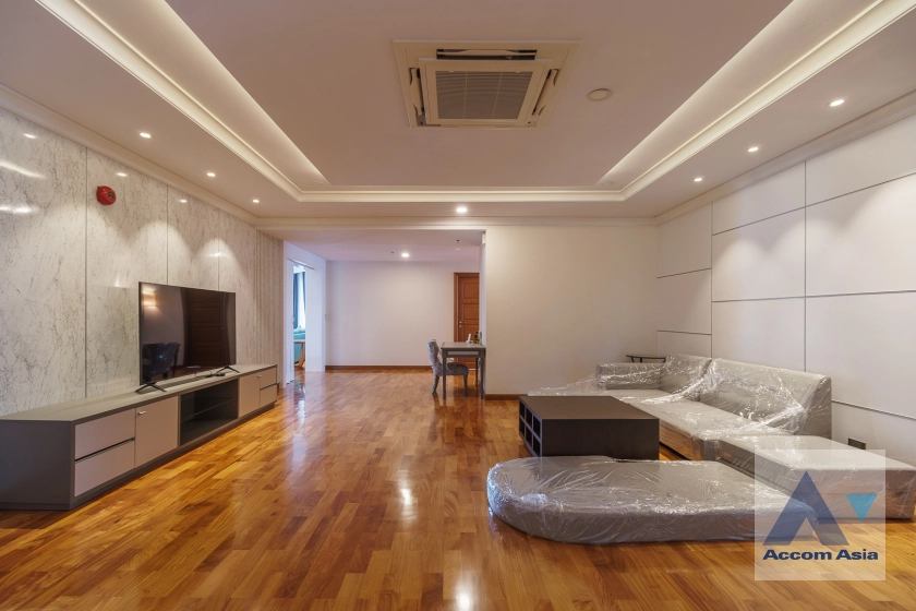 13  4 br Apartment For Rent in Sukhumvit ,Bangkok BTS Nana at Fully Furnished Suites AA22746