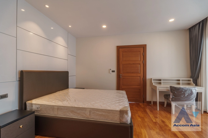 31  4 br Apartment For Rent in Sukhumvit ,Bangkok BTS Nana at Fully Furnished Suites AA22746