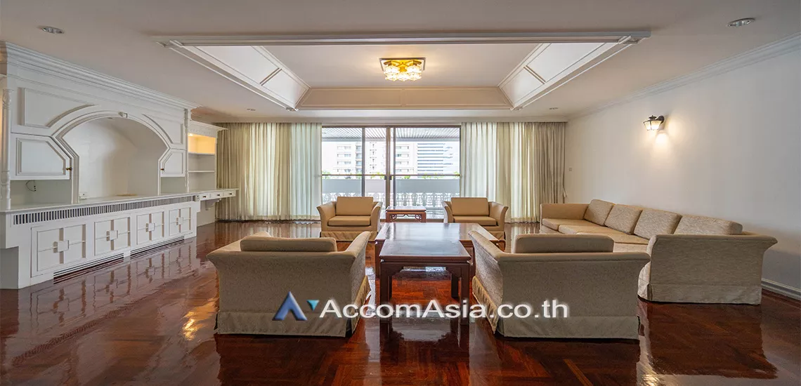 Pet friendly |  3 Bedrooms  Apartment For Rent in Sukhumvit, Bangkok  near BTS Asok - MRT Sukhumvit (AA22789)