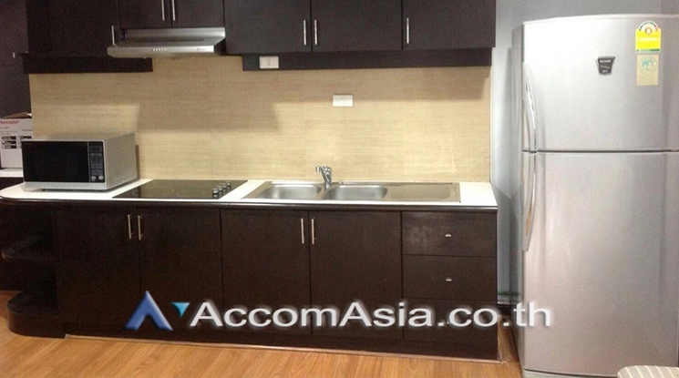  2 Bedrooms  Condominium For Rent in Sukhumvit, Bangkok  near BTS Phrom Phong (AA22796)