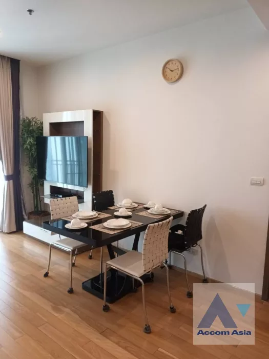  2 Bedrooms  Condominium For Rent in Sukhumvit, Bangkok  near BTS Phrom Phong (AA22832)